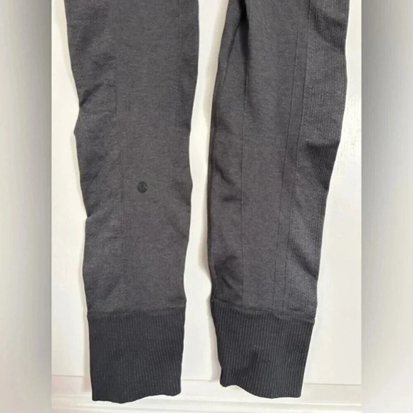 Lululemon Ebb To Street Seamless Charcoal Gym Leggings Size 6 - Picture 8 of 12